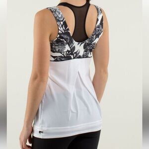 Lululemon Athletica Brisk Bloom Tame Me White/Black Tank-Top Women’s Size 6